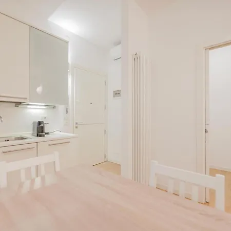 Casa Falco - 15 Min Dalla Stazione E Dal Centro Daire *