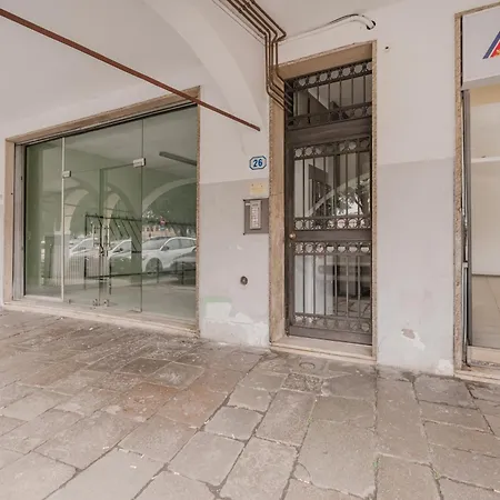 Daire Casa Falco - 15 Min Dalla Stazione E Dal Centro *