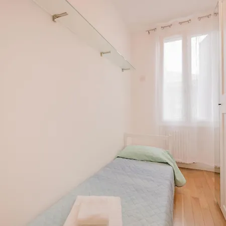 Casa Falco - 15 Min Dalla Stazione E Dal Centro *